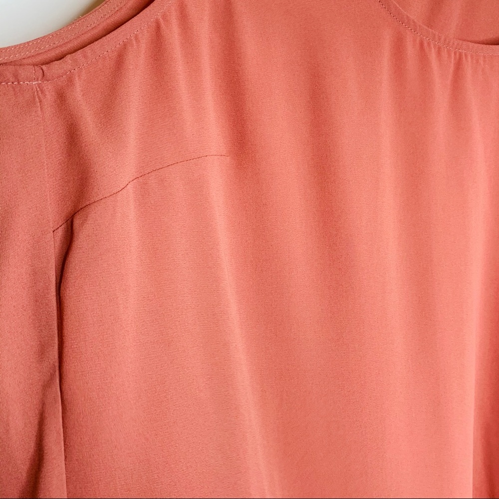 ❌SOLD❌ DR2 by Daniel Rainn Flowy Tank Top - Picture 5 of 7